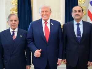شہباز شریف ٹرمپ اور شہباز کی گروپ فوٹو